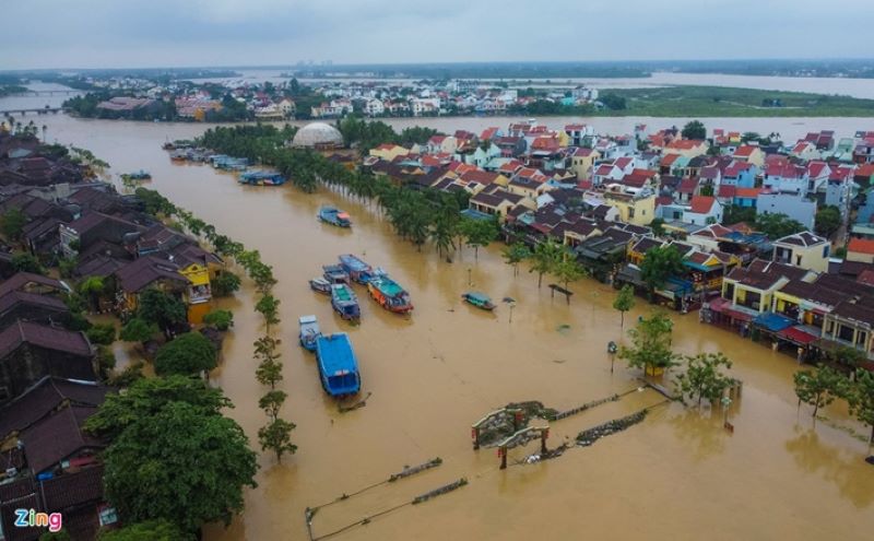 Mùa lũ miền trung 