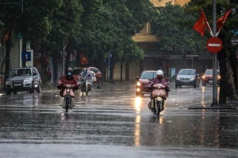 Mùa mưa ở Việt Nam thường bắt đầu từ tháng 5 và kéo dài đến tháng 10. Tuy nhiên, thời điểm chính xác của mùa mưa có thể thay đổi tùy theo từng vùng miền.